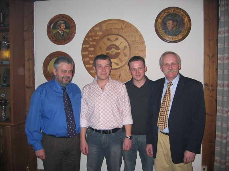 Jahreshauptversammlung am 13. März 2004 – Bild 01
