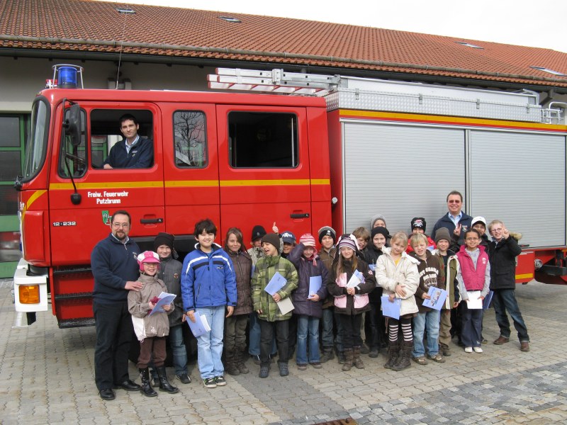 Besuch der 3. Klassen der Grundschule Putzbrunn am 02. und 03. März 2010 – Bild 07