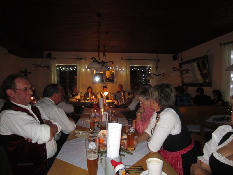 Weihnachtsfeier am 03.12.2011 – Bild 01