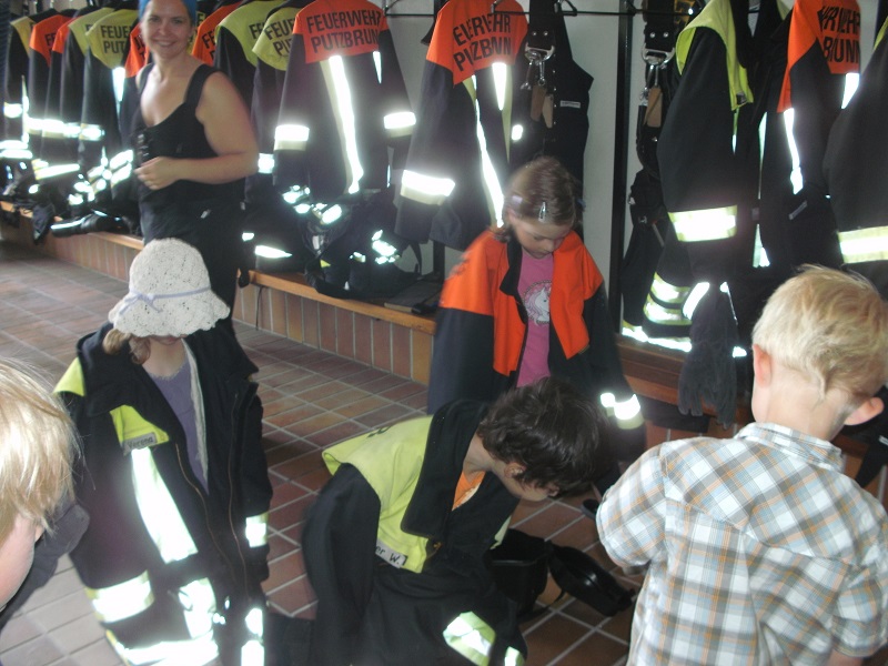 Kindergeburtstag bei der Feuerwehr – Bild 07