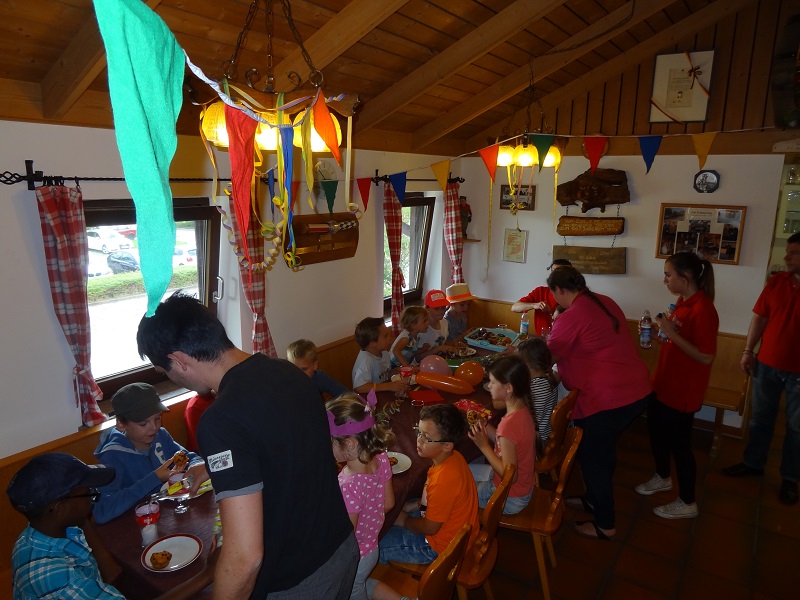 Kindergeburtstag bei der Feuerwehr – Bild 01