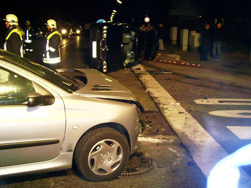 Verkehrsunfall in der Neubiberger Straße am 3.Dezember 2004 – Bild 08
