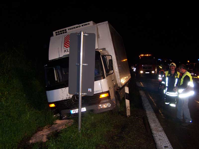 LKW-Unfall A99 am 6. Juni 2006 – Bild 01