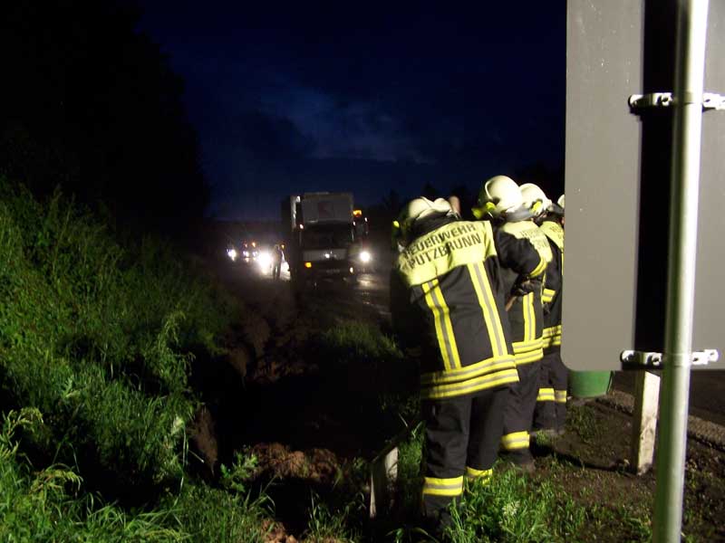 LKW-Unfall A99 am 6. Juni 2006 – Bild 04