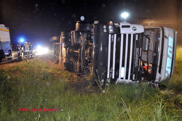 LKW-Unfall auf der A99 am 28. Mai 2009 – Bild 09