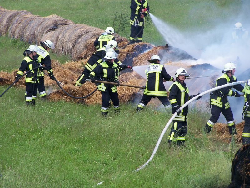 Strohballen Brand am 3. Juni 2009 – Bild 05