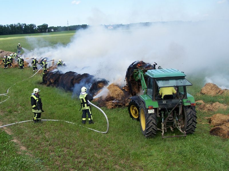 Strohballen Brand am 3. Juni 2009 – Bild 06