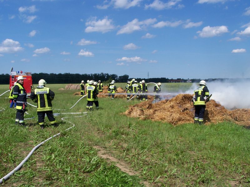 Strohballen Brand am 3. Juni 2009 – Bild 07