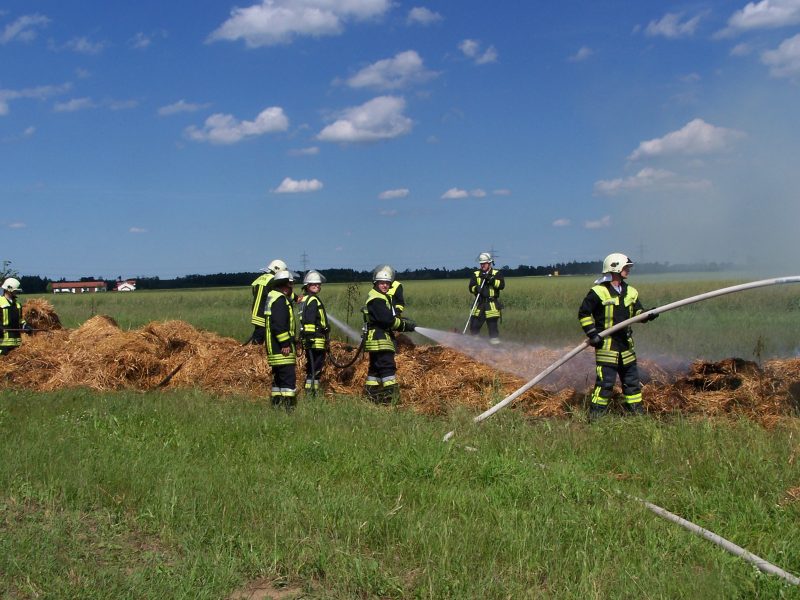 Strohballen Brand am 3. Juni 2009 – Bild 10