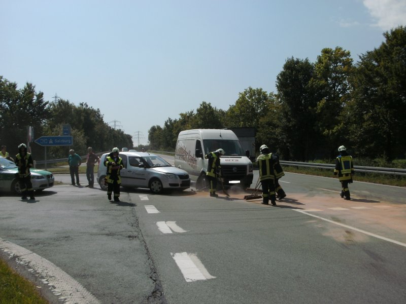 Technische Hilfeleistung am Mittwoch den 23. August 2012 an der Anschlussstelle zur BAB A99 – Bild 01