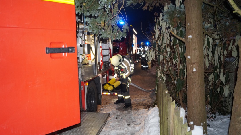 Brand eines Einfamilienhauses in der Michael-Haslbeck-Straße – Bild 13