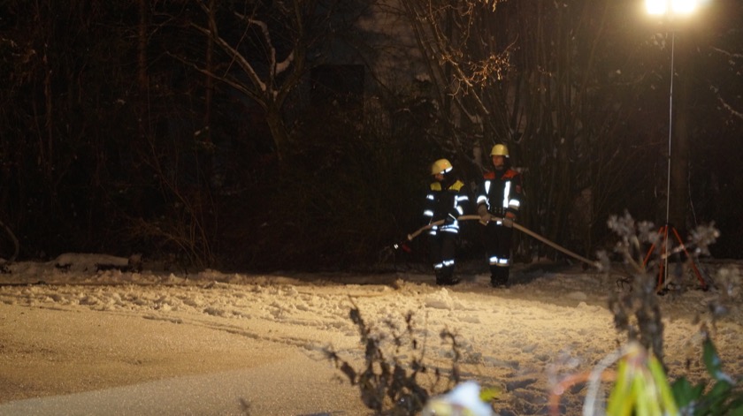 Brand eines Einfamilienhauses in der Michael-Haslbeck-Straße – Bild 22